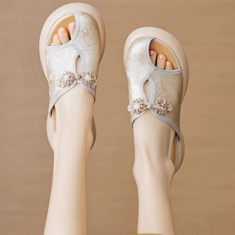 Retro outside wearing thick-soled summer bag-toe half-slippers for women soft leather lazy green sandals thick heel embroidered hollow