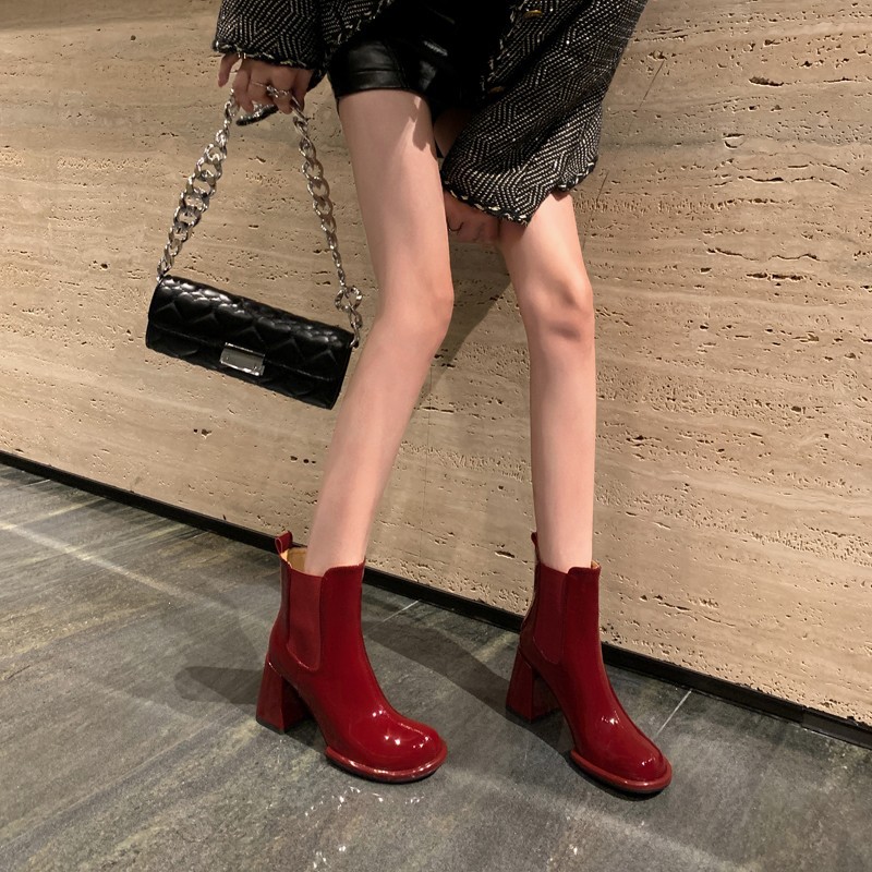 Burgundy round toe thick heel short boots for women Martin boots autumn and winter simple fashion high heel fashion thin boots